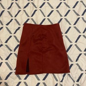 NWT maroon Windsor skirt